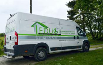 véhicule entreprise Leduc Charpente, entreprise de charpente bois du pays d'Ancenis